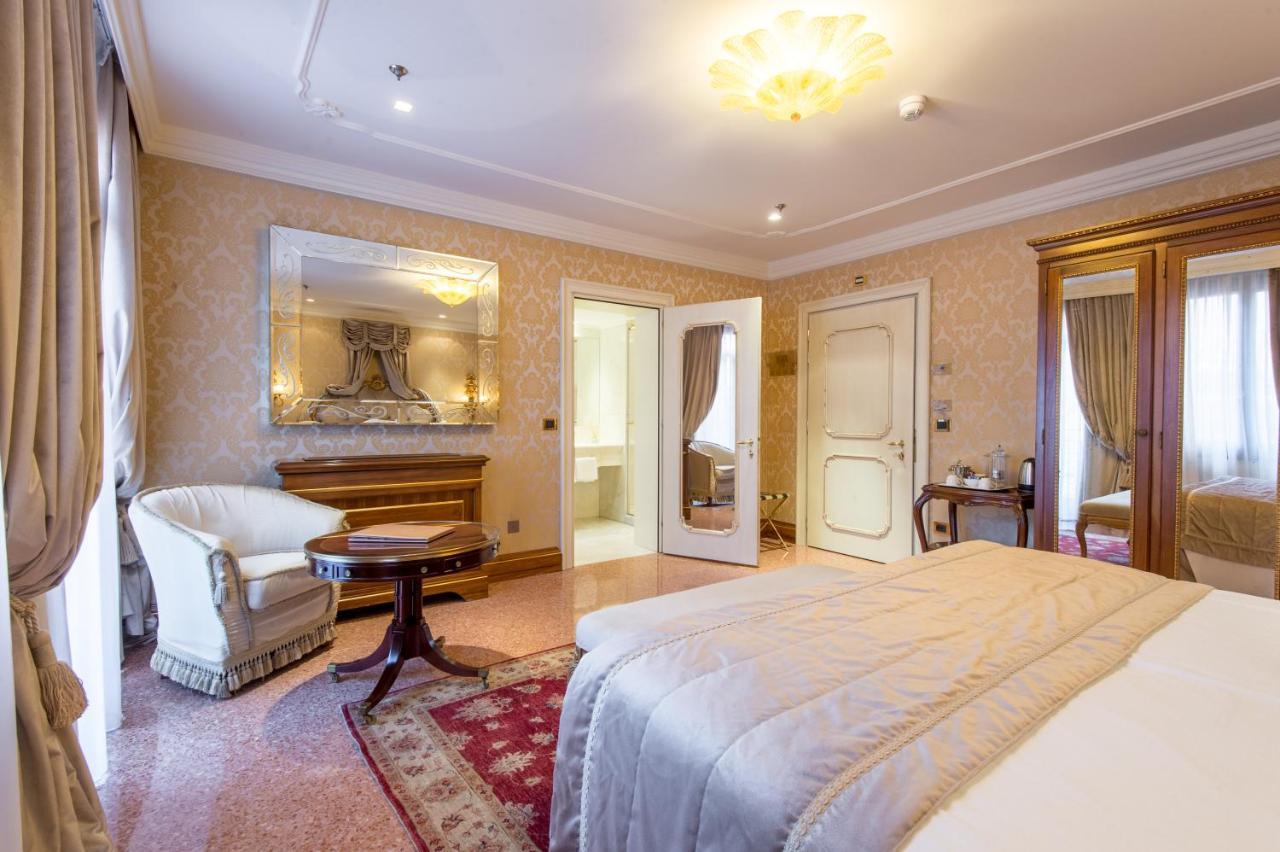 Hotel Ai Reali - Small Luxury Hotels Of The World Venezia Esterno foto
