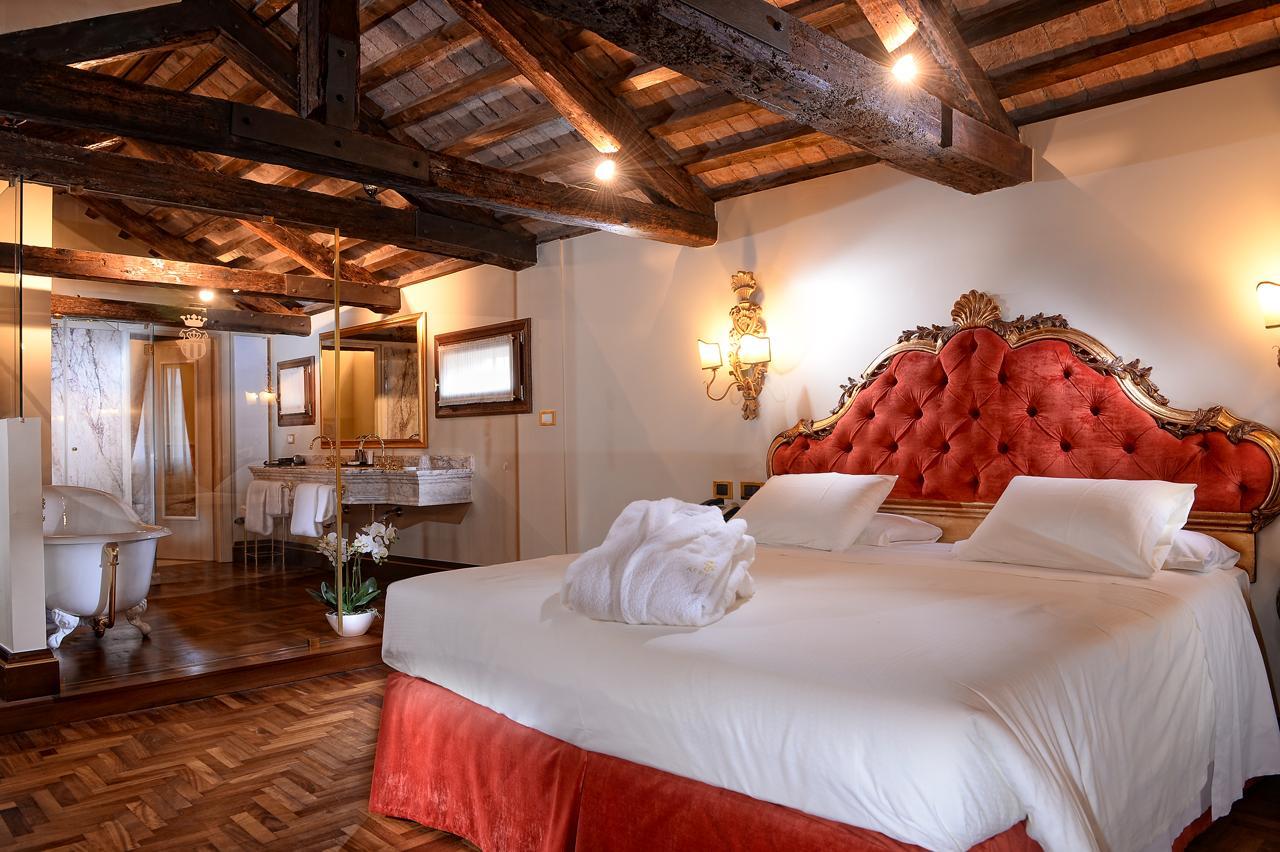 Hotel Ai Reali - Small Luxury Hotels Of The World Venezia Esterno foto