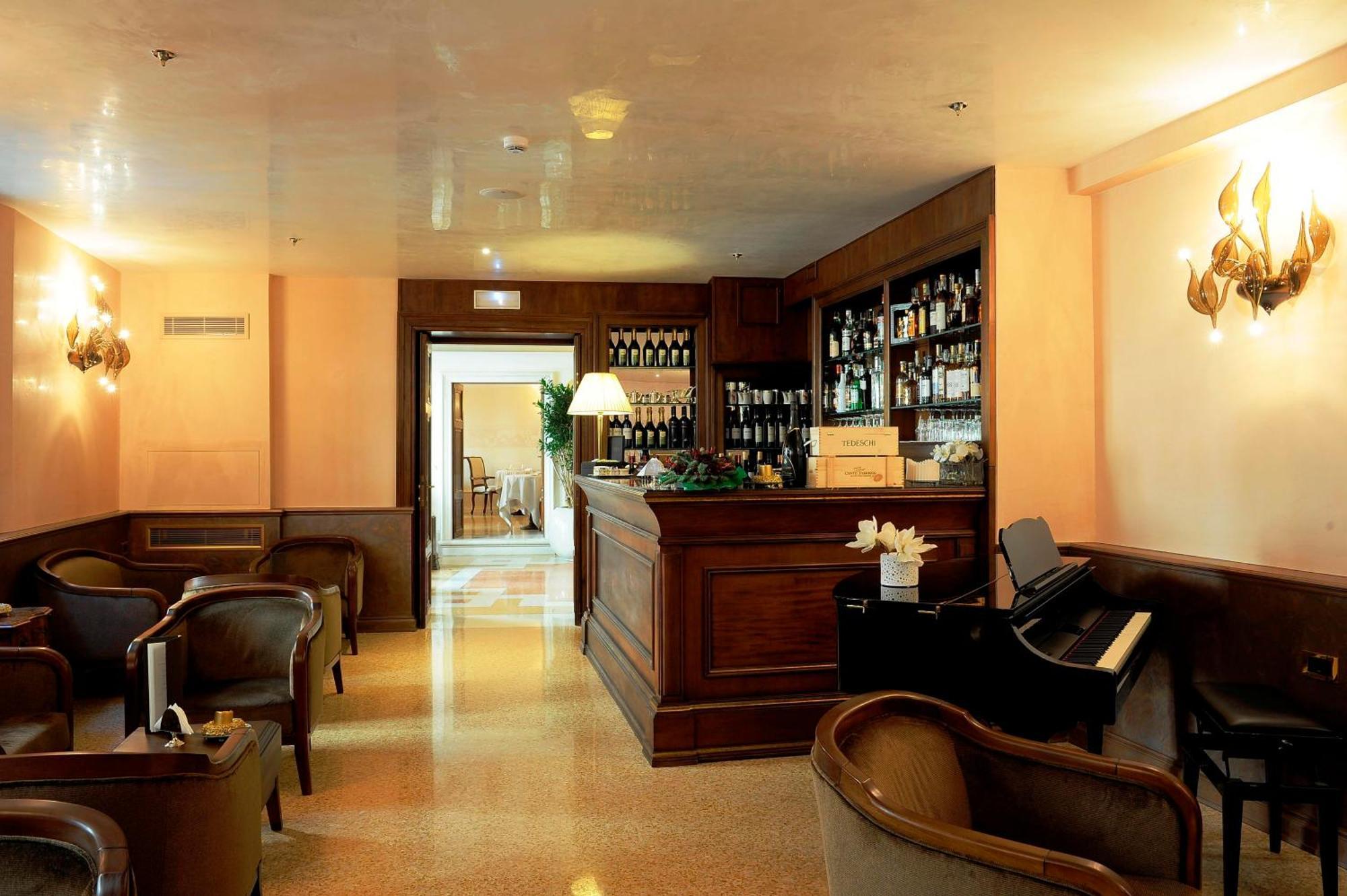 Hotel Ai Reali - Small Luxury Hotels Of The World Venezia Esterno foto